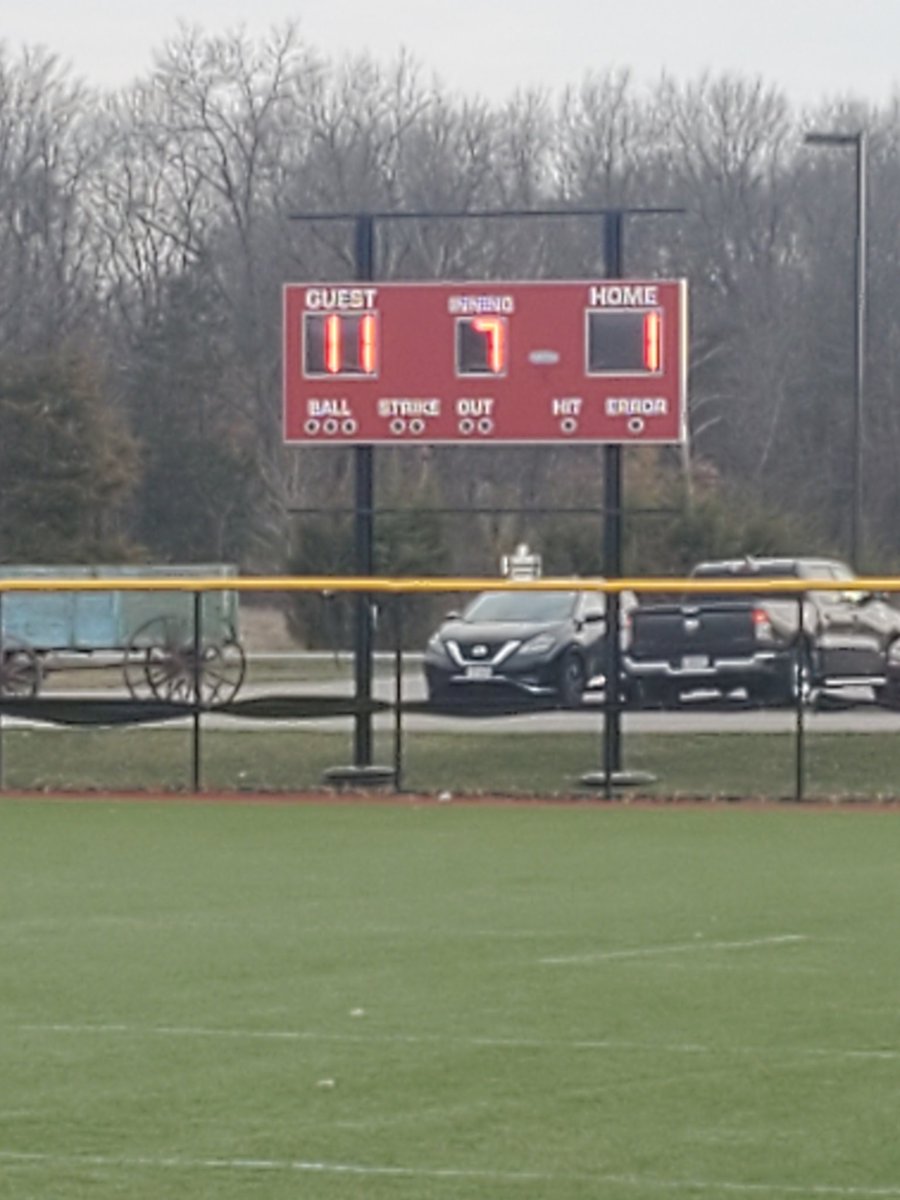 WautomaB's tweet photo. Hornets beat Mauston 11-1 to move to 8-1 and 3-1 in the SCC!

@LoganDunn01 threw a gem going 6 innings, 12K’s, 0BB, 0ER. Also 2x5 at the plate with a 3B and RBI!

@HunterNetzler-3x4 2R

@BrettSalm-2x3 2RBI

@samweiss03-1x3 3RBI

@weisser42-1x4 2R

@K_Fenske6-1x5

#GDTBAH🐝 https://t.co/2jJM2kjkN3