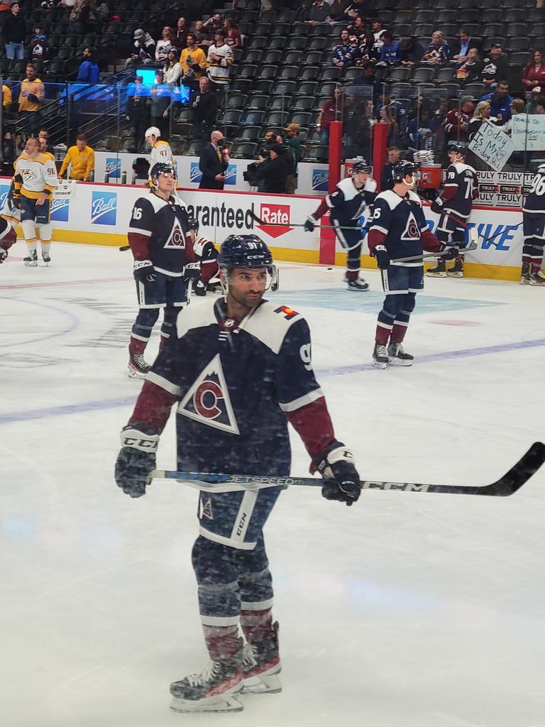 Saustgen's tweet photo. Kadri!!!!! #GoAvsGo @43_Kadri https://t.co/dG1tZOQO7O