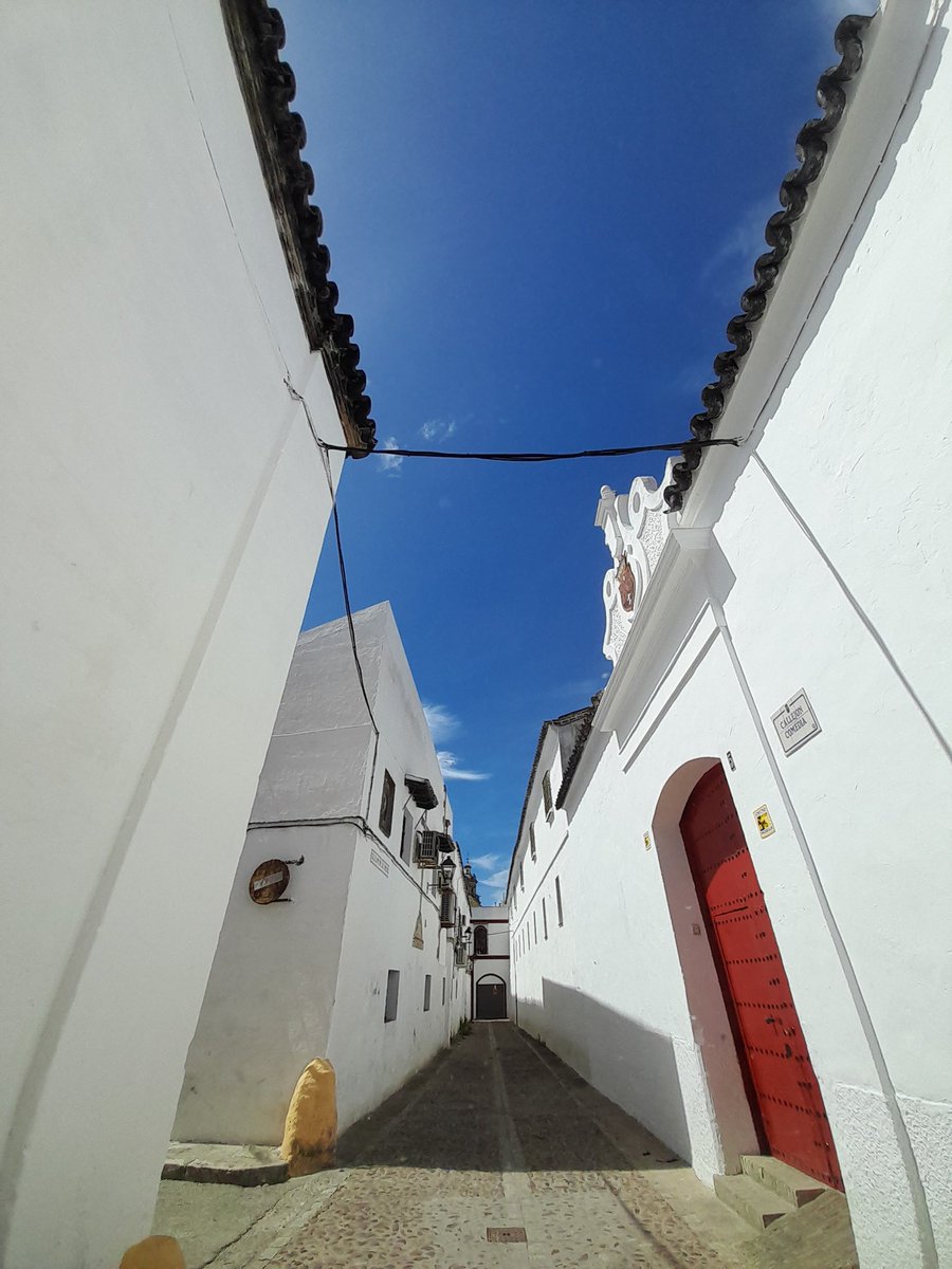 EduPiet's tweet photo. Rincones con encanto 
#SanlucardeBarrameda https://t.co/6SS5sR9ynd