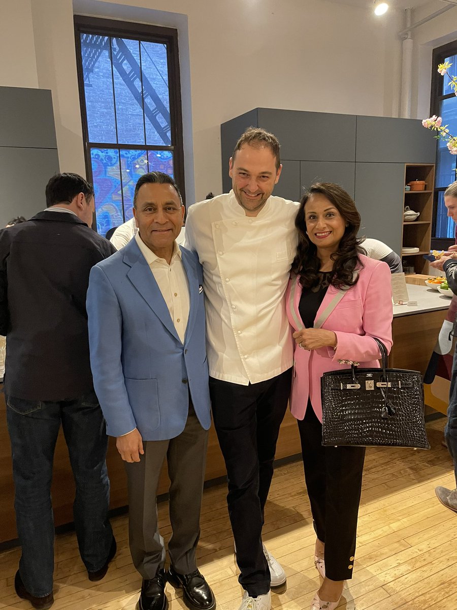 Great to be with #danielhumm at his #elevenmadisonhome vegan food launch event. His kitchen staff blew all guests with pure organic #plantbasedfood so tasty and nutritious!