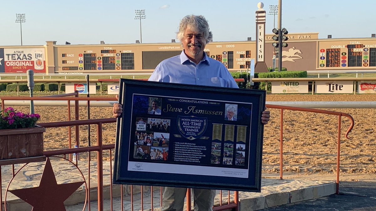 lonestarpark's tweet photo. North America’s all-time winningest trainer, Steve Asmussen! https://t.co/ZsgfnEokIS