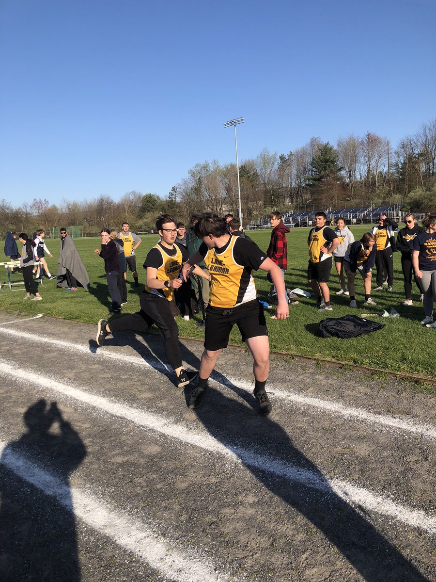 knightsxcountry's tweet photo. The big fellas running the meatball mile! https://t.co/g1Q1QHhMVj