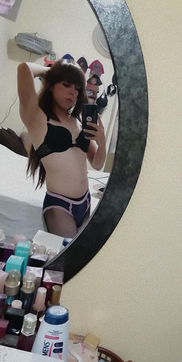 aleeri_'s tweet photo. Y si esta llega a 300🔄 les subo otra~

He cumplido🌸 https://t.co/tJF7SuPduV