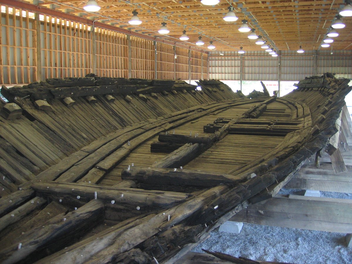 ncculture's tweet photo. Visit 2 @NCHistoricSites in Kinston: At the Richard Caswell Memorial explore the life of the 1st governor of the independent state of NC. At the #CSSNeuse Civil War Interpretive Center, see the remains of the Civil War ironclad CSS Neuse. Visit: https://t.co/KNneREF1CB #DNCR50 https://t.co/q7bCdwrAkG