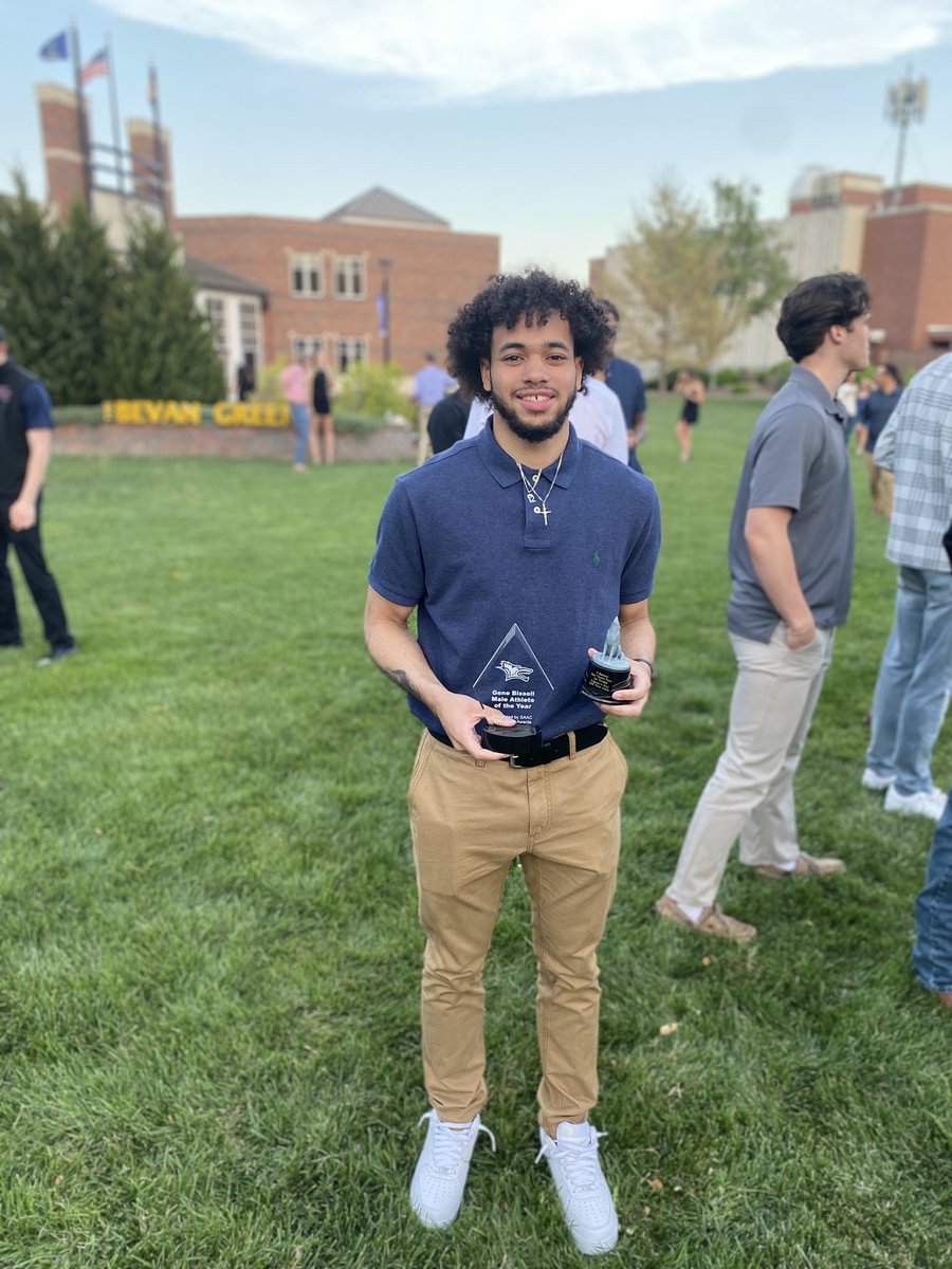 KWUMBB's tweet photo. Great night to be a Yote🟣🟡🐺🤘🏽

Newcomer of the Year✅
Male Athlete of the Year✅
Most Successful season✅
Best Win✅ https://t.co/6G6Ex0OB19