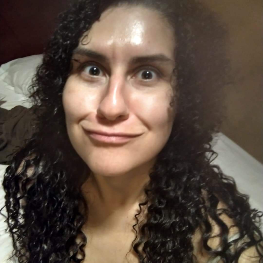 haileyguerrero's tweet photo. @alyankovic You are my hairspiration. I got a perm to try to emulate your curls. 🥺❤️ https://t.co/fiCGPEheu0