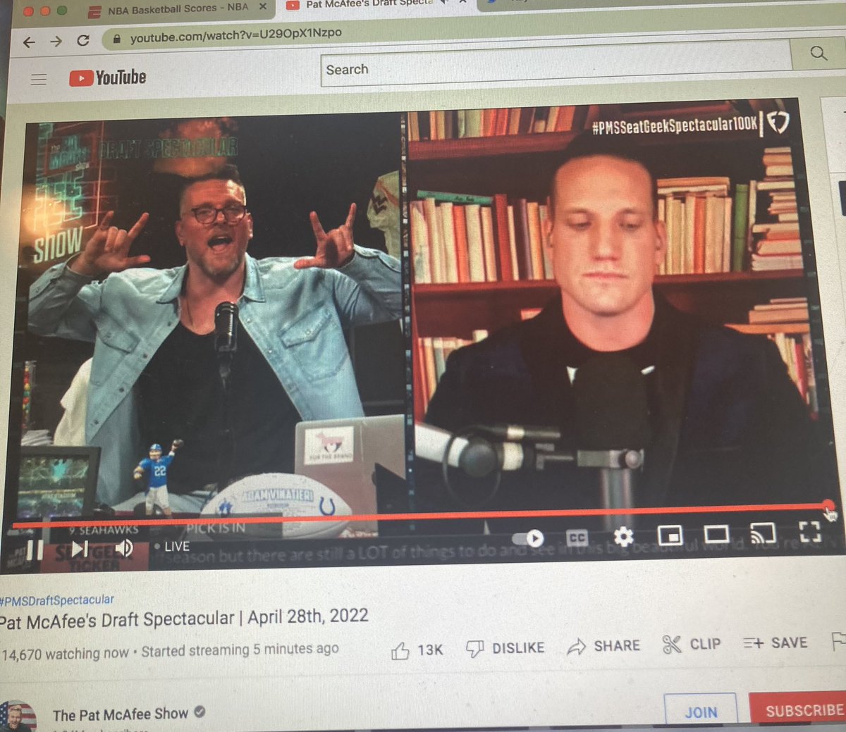#PMSSeatGeekSpectacular100k I’m with ya all night as my friends streaming service I was “borrowing” realized I wasn’t in his location… but my roommate <a href="/kyrobpaq/">open container of vinaigrette</a> has been above average this year!