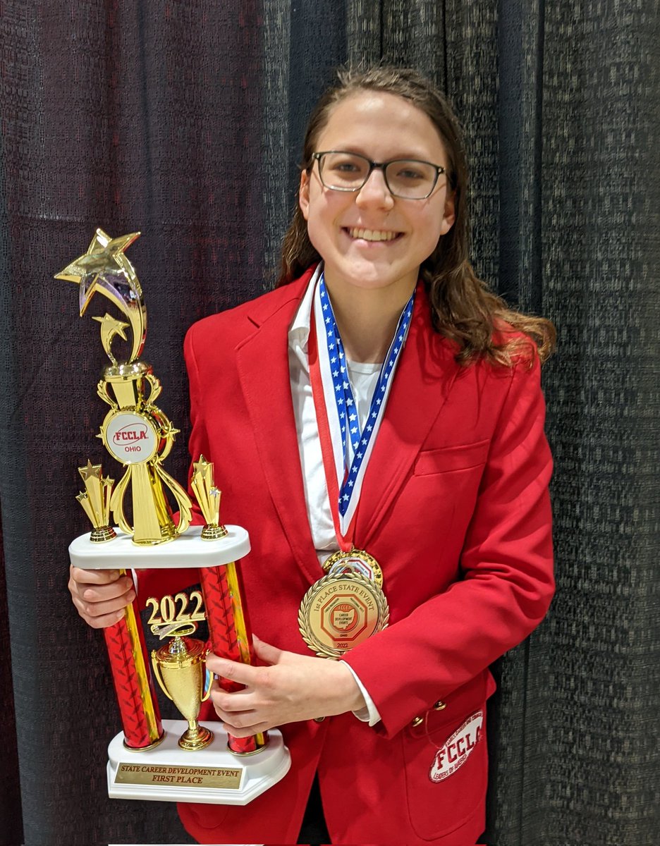 Congratulations Leah! First place and headed to San Diego for #fccla National Leadership Conference. Thank you <a href="/pentacareerctr/">Penta Career Center</a> &amp; <a href="/PHSjackets/">Perrysburg High School</a>  for your support.