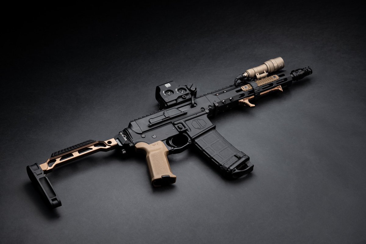 tactical_camera's tweet photo. Throwback Thursday to our Tanodize Launch ๐
#tanodized #tano #brn180 #brownells #surefirelights #magpul #magpulcore #jmac #jmaccustoms #eotech #eotechexps3 #railscales https://t.co/r7d9rtQXsu