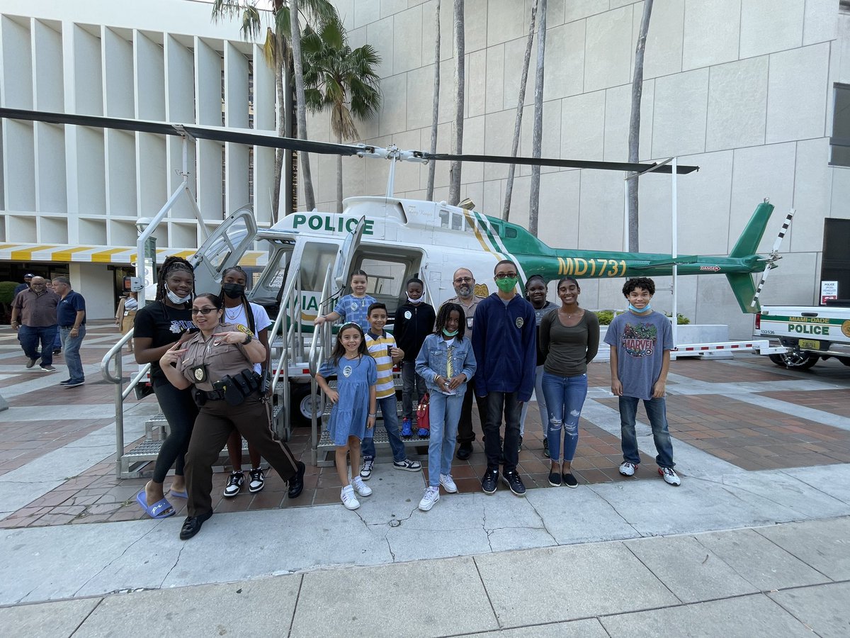 EN_Elena's tweet photo. Strong willed children become adults who change the world π #TakeYourChildToWorkDay #mdjsd #mdpdhelicopter @mdjsd @MDC_ChiefPSO https://t.co/waiuNm6kX7