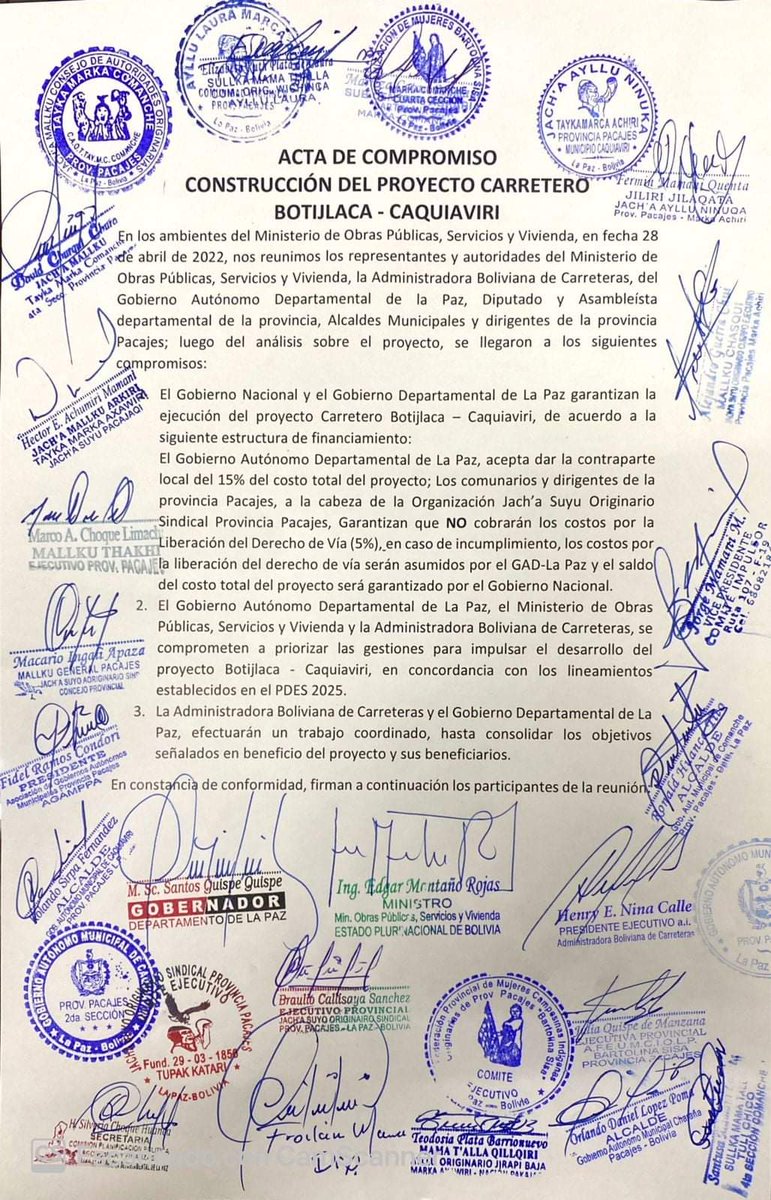 mopsv_Bolivia's tweet photo. #ConferenciaDePrensa | El ministro de Obras Públicas, #EdgarMontaño, suscribió un acuerdo donde la Gobernación de #LaPaz garantiza el 15% de contraparte local y el gobierno nacional el 85% para la construcción de la carretera #Viacha - #Charaña Tramo I: #Botijlaca - #Caquiaviri. https://t.co/dLPM5dcanw