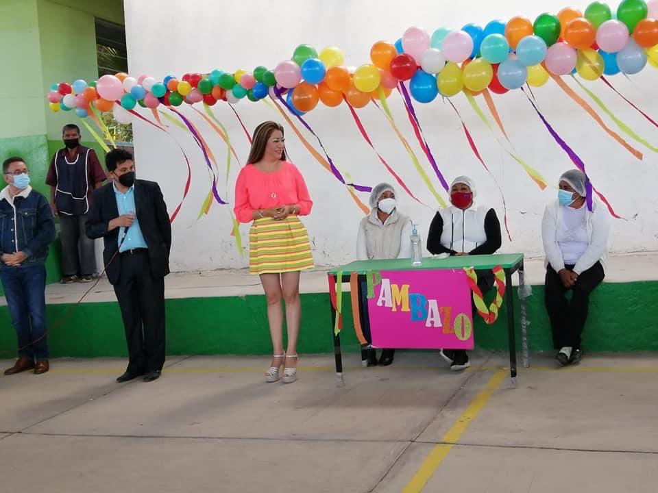Suseth_DeLaO's tweet photo. ¡Buenas tardes! 😃🎉

¡Hoy me encontré con un maravilloso mundo de los niños... La ESCUELA!😃

#SREBAtlacomulco
#DíaDelNiño
#ZonaP285
#PrimariaDr.GustavoBazPrada
#SanJuanCoajomulco
@geramonro05 @TinocoGRogelio @ArturoH19772369 @ma_pureza https://t.co/JaagQQV6ci