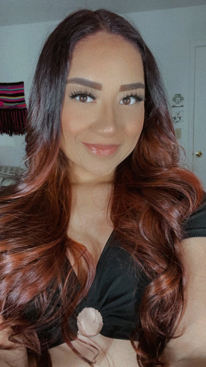 _tbhmandi's tweet photo. The red hair is giving baddie vibes https://t.co/eiSESuTfJw