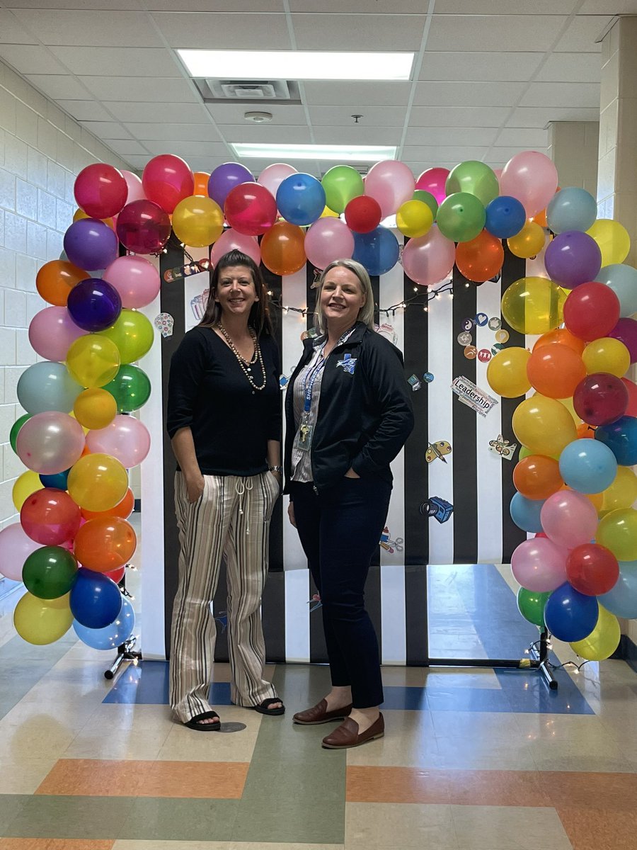 jfernan20's tweet photo. Had a great time at our electives parent night!  The kids were amazing and a great turnout!  @ShepherdISD https://t.co/rnqNYSJt1I