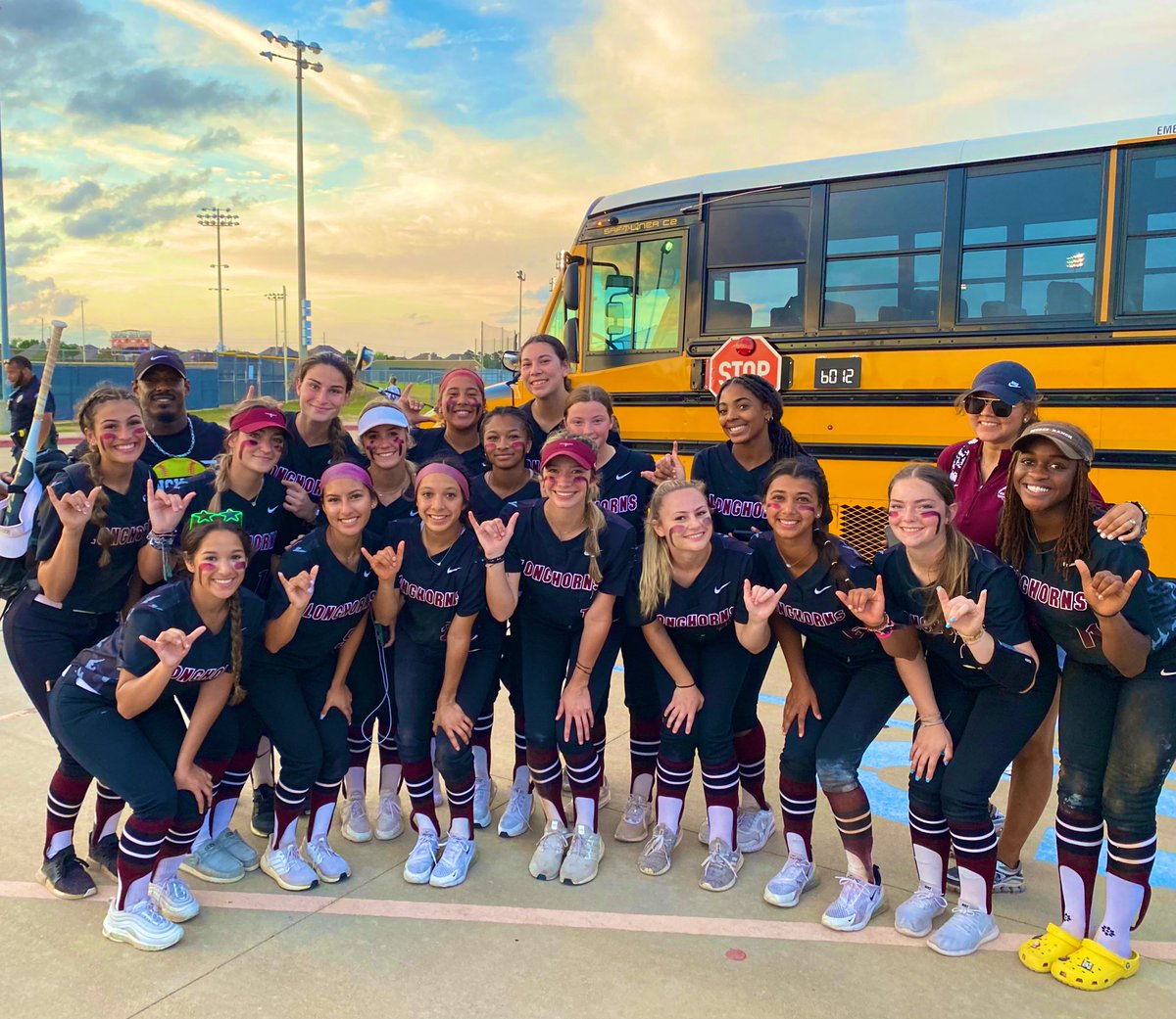 Coach_Janicek's tweet image. #PROUD Your @grhs_softball picks up game one on the road! Let’s get rowdy at The Ranch for game two tomorrow! 🤠 #WeAreGR @GRHS_Longhorns