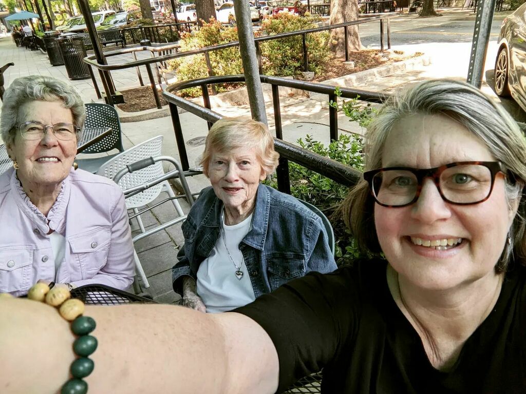 Celebrated my mom's 95th birthday downtown today at @bonjourmaingvl enjoying friendly greetings especially with wagging tails! 🍷🥰 Celebrations continue tomorrow with my cousin visiting for a week ☕🎂🎉 #yeahthatgreenville instagr.am/p/Cc67JJ1OlT3/