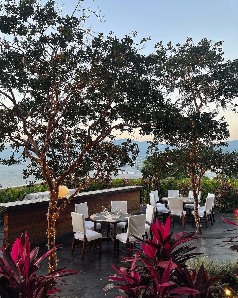 "Alfresco Dining"  @spmtables

#BeccoAlMare #Acapulco #GrupoBecco #Restaurantes