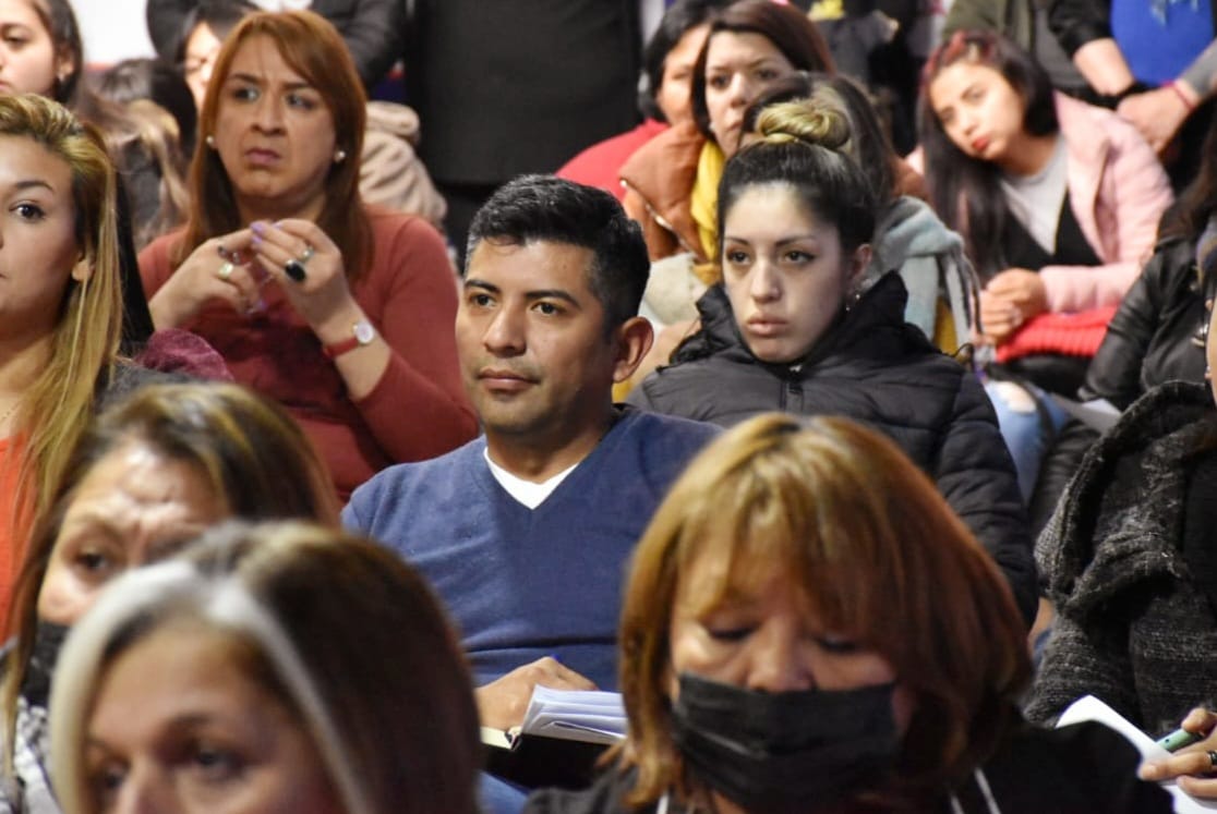 JavierCalisaya's tweet photo. #ProyectoParidad | #Conversatorio 💬
Participamos del Conversatorio "¡Paridad ya en Río Grande!" en el local de @Forja_TDF, donde se abordó la iniciativa que presentamos #En2020 para garantizar la #ParidadDeGénero en los cargos legislativos de nuestra ciudad. https://t.co/mcUMvdIjp7