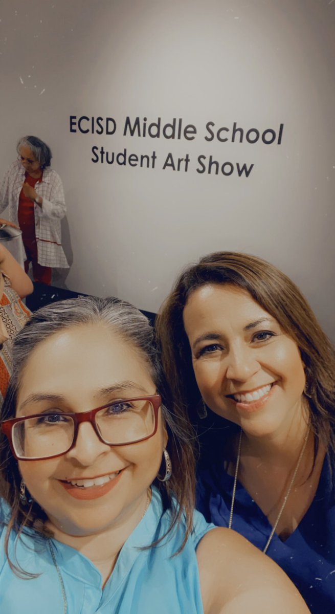LizAAvila93's tweet photo. Middle School Art Show. Crockett did awesome.  Our art teachers did great job supporting our students artistic abilities!!! #crockettcolts @MaribelAranda12 @CrockettColts @ECISD_FineArts https://t.co/RbJwXiDQl4