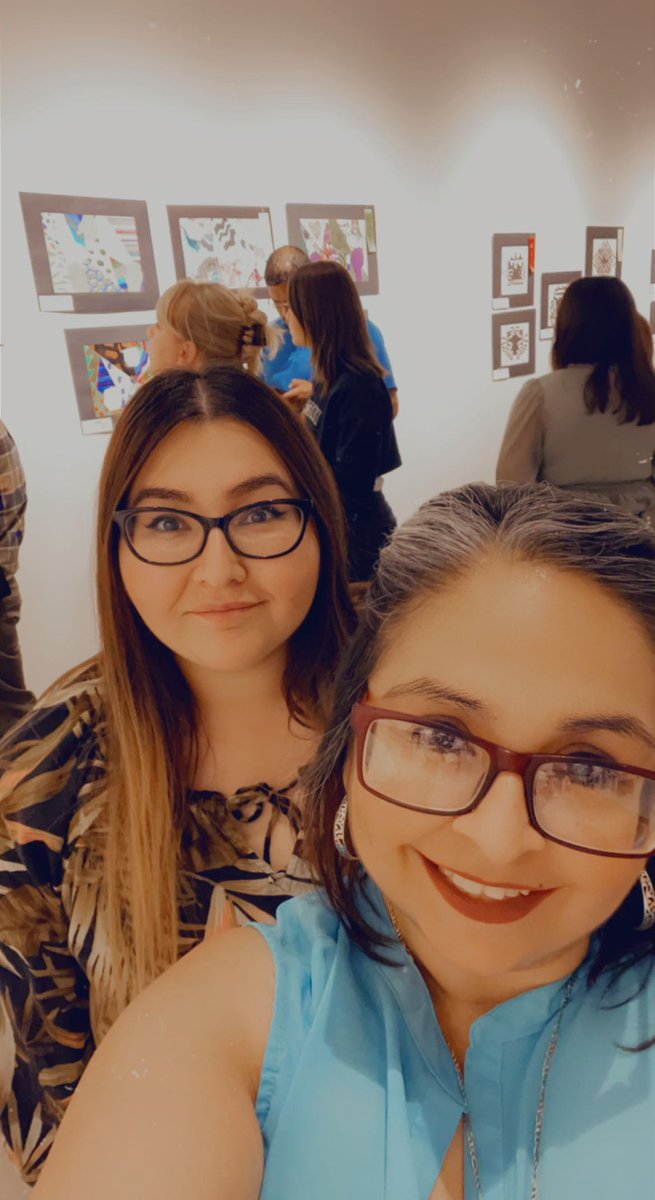 LizAAvila93's tweet photo. Middle School Art Show. Crockett did awesome.  Our art teachers did great job supporting our students artistic abilities!!! #crockettcolts @MaribelAranda12 @CrockettColts @ECISD_FineArts https://t.co/RbJwXiDQl4