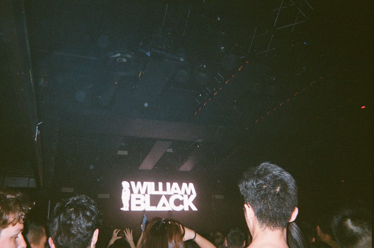 chlo🦋 tweet media