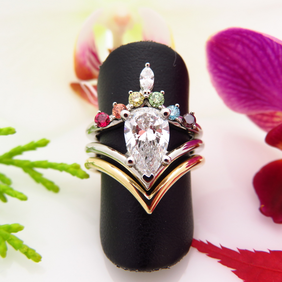 DistinctionJewl's tweet photo. A custom #engagementring wedding set in a chevron rainbow design, made to be worn interchangeably. Platinum, 14k gold, lab created pear cut diamond, &amp; gemstones.

📲https://t.co/DAleyHIFJ7 
💍#jewelryaddict #finejewelry 
✅#smallbusiness #womanownedbusiness #etsyshop https://t.co/a1MKgGdLtx