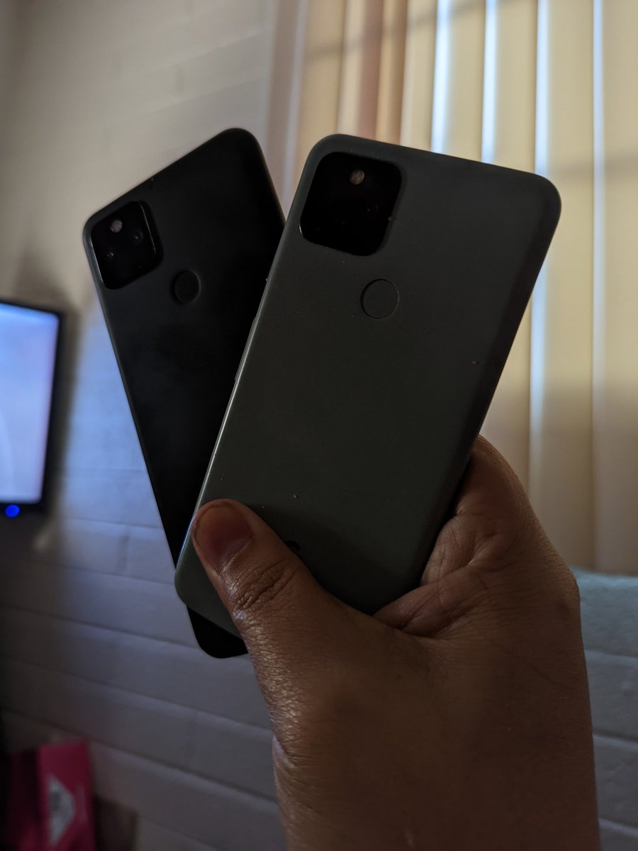 Aloha_Android's tweet image. #pixel5a rocking #android13beta1 &amp;amp; #pixel5 rocking #android12lbeta3