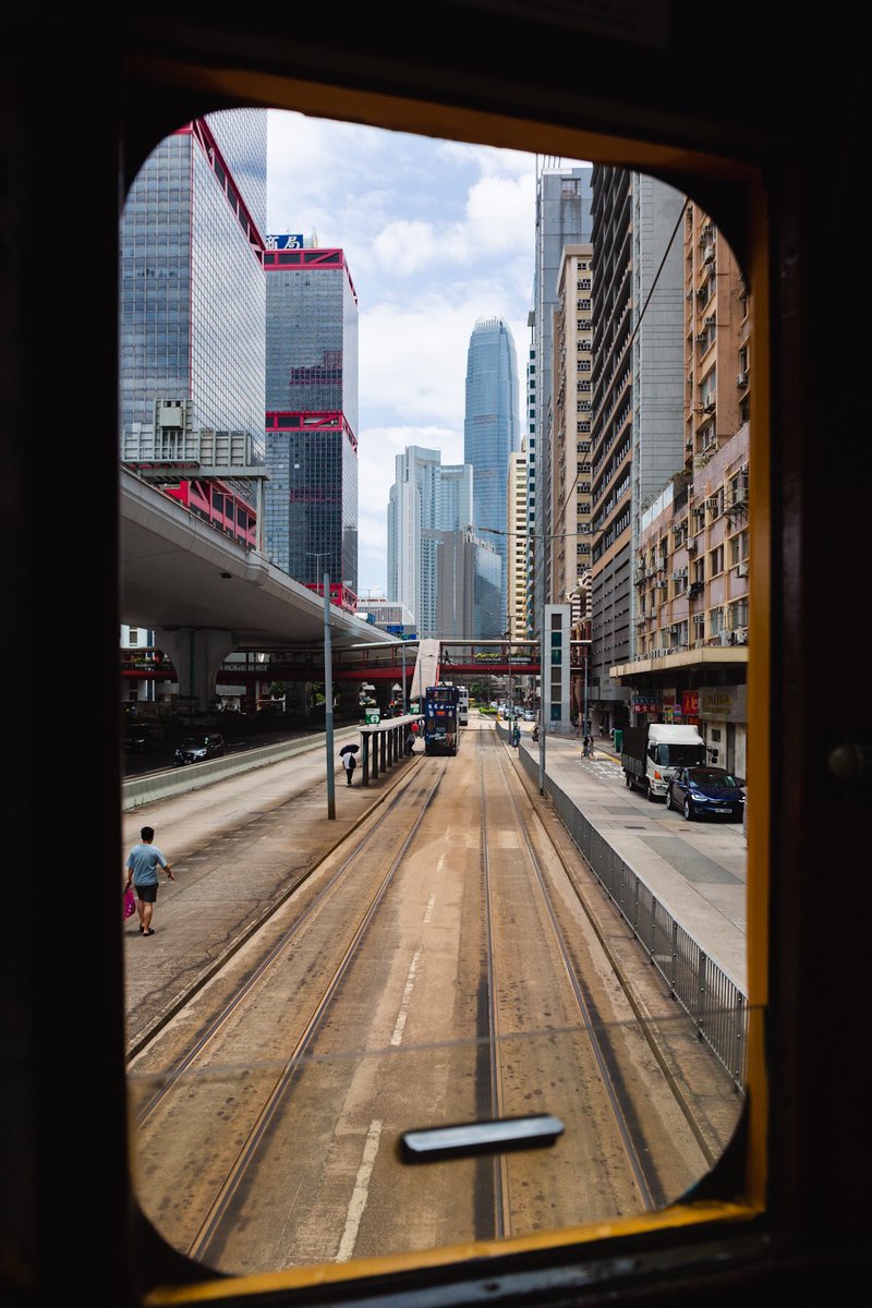 ben_lee's tweet image. Always opt for the window seat imo. #hk #dingding #hktram #PhotoOfTheDay #photo
