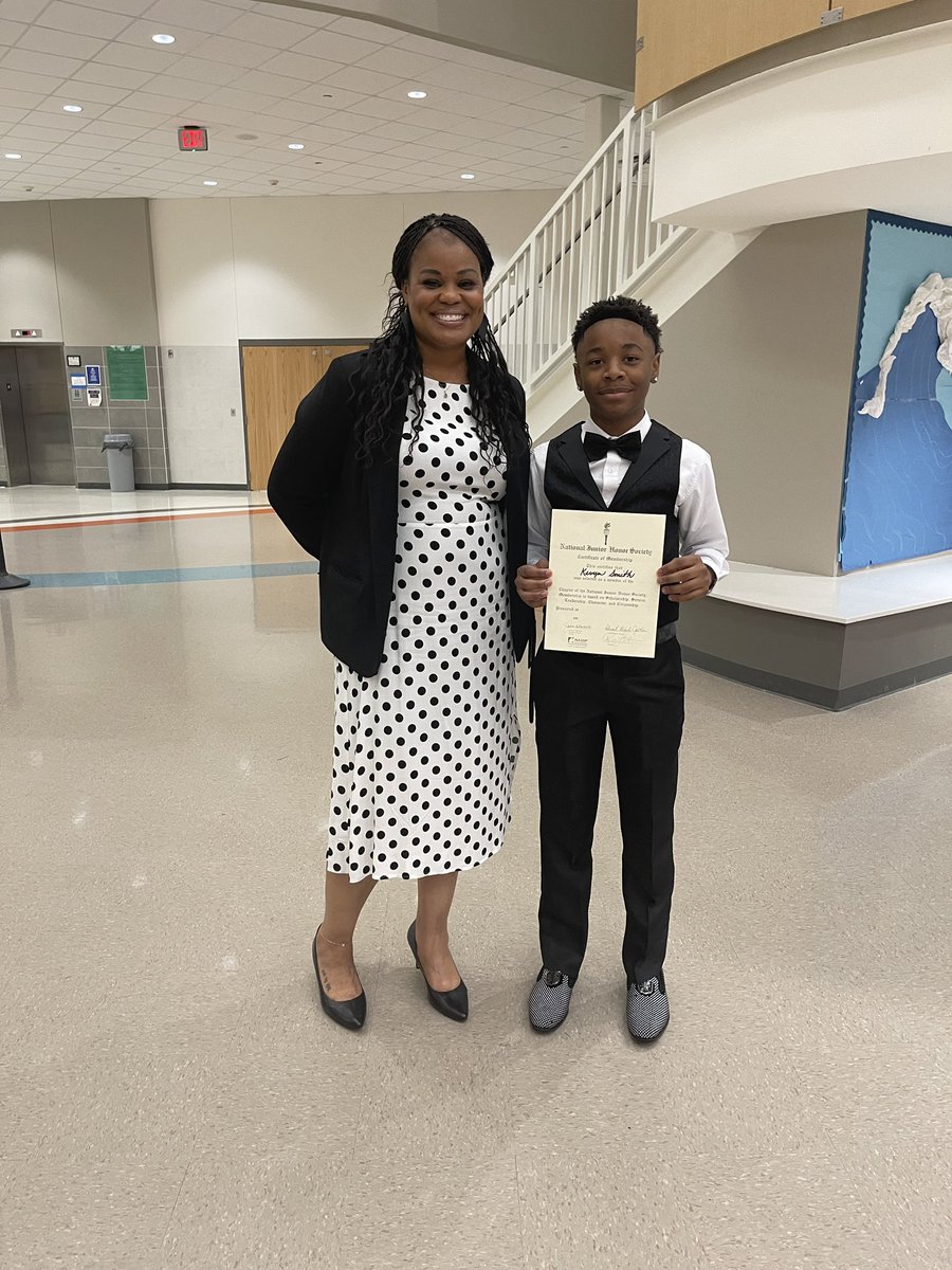 ERLancasterMS's tweet photo. LMS hosted the NJHS induction ceremony last night! Congratulations to all the inductees! https://t.co/W01XNr2deN