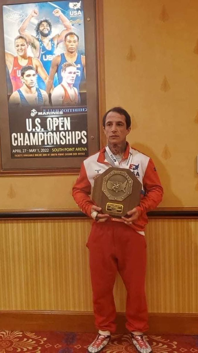 Coach Coyne takes home the 🛑 sign hardware 🏆 by winning the US Open at 58 KG in both Greco and Freestyle!