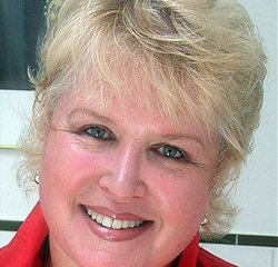 TalkingPrisoner's tweet photo. Part 3 of our interview with Coral Drouyn drops today.
#TalkingPrisoner #Prisoner #CellBlockh #CoralDrouyn #HomeandAway #PacificDrive #Channel10 #ITV #STV #Channel5 https://t.co/lj4eSsZvK2