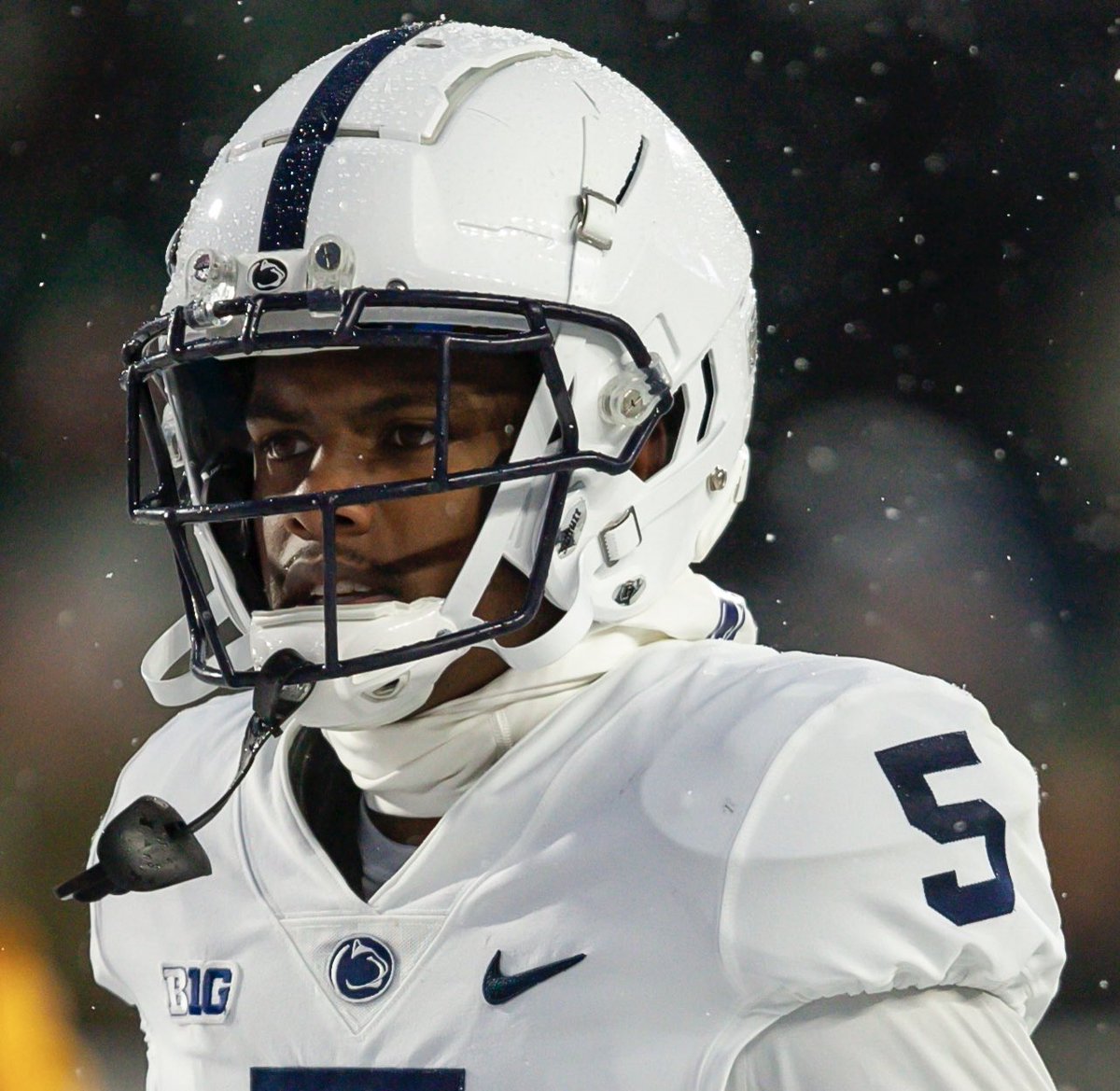PFF_College's tweet photo. The Washington Commanders pick Penn State WR Jahan Dotson No. 16 overall.

SEVEN touchdowns vs. zone coverage in 2021 (most among Big Ten WRs) 🥶 https://t.co/pDACmyyYyz