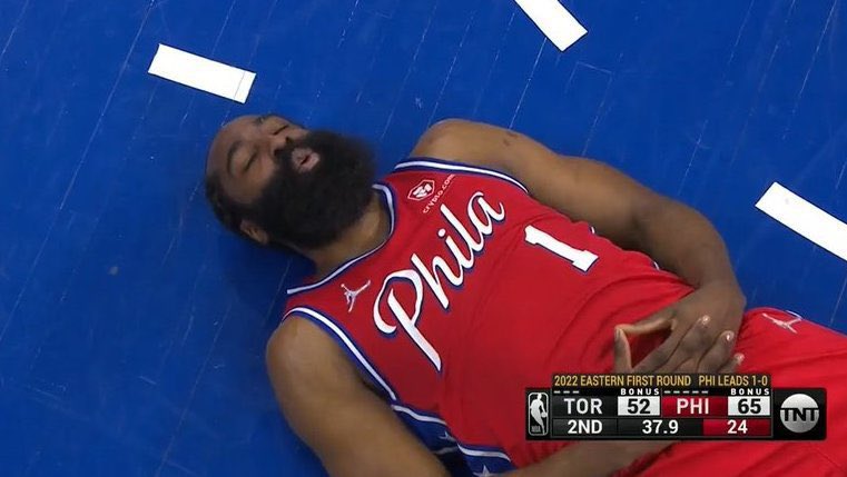 PHLSixersNation's tweet photo. Me, being able to have a peaceful sleep tonight. 😴 https://t.co/TsLc9P0CcZ