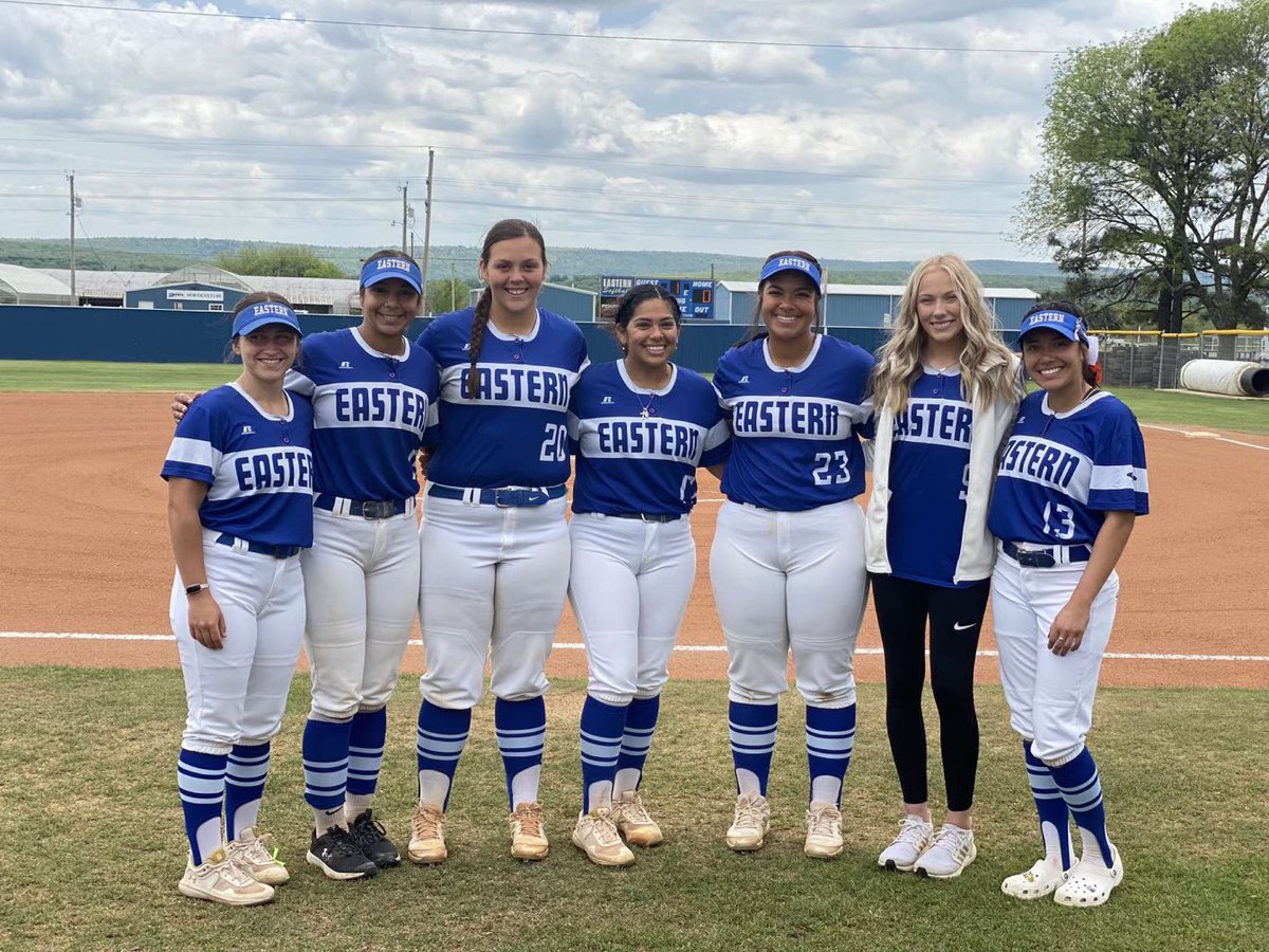EOSC_Softball's tweet photo. We had sophomore day on our final home game of the 21-22 season today &amp; came away with a split vs Rose State!  These ladies fought hard and played 2 great games.  Here are a few highlights along with some pics of today’s honorees.  Thank you for all that you’ve done, sophomores! https://t.co/KoXxtOEfKj