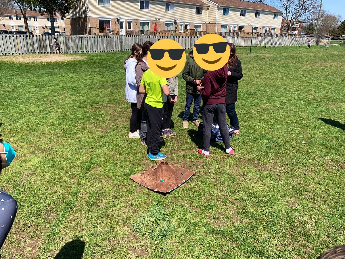 Elgin Court PS tweet media