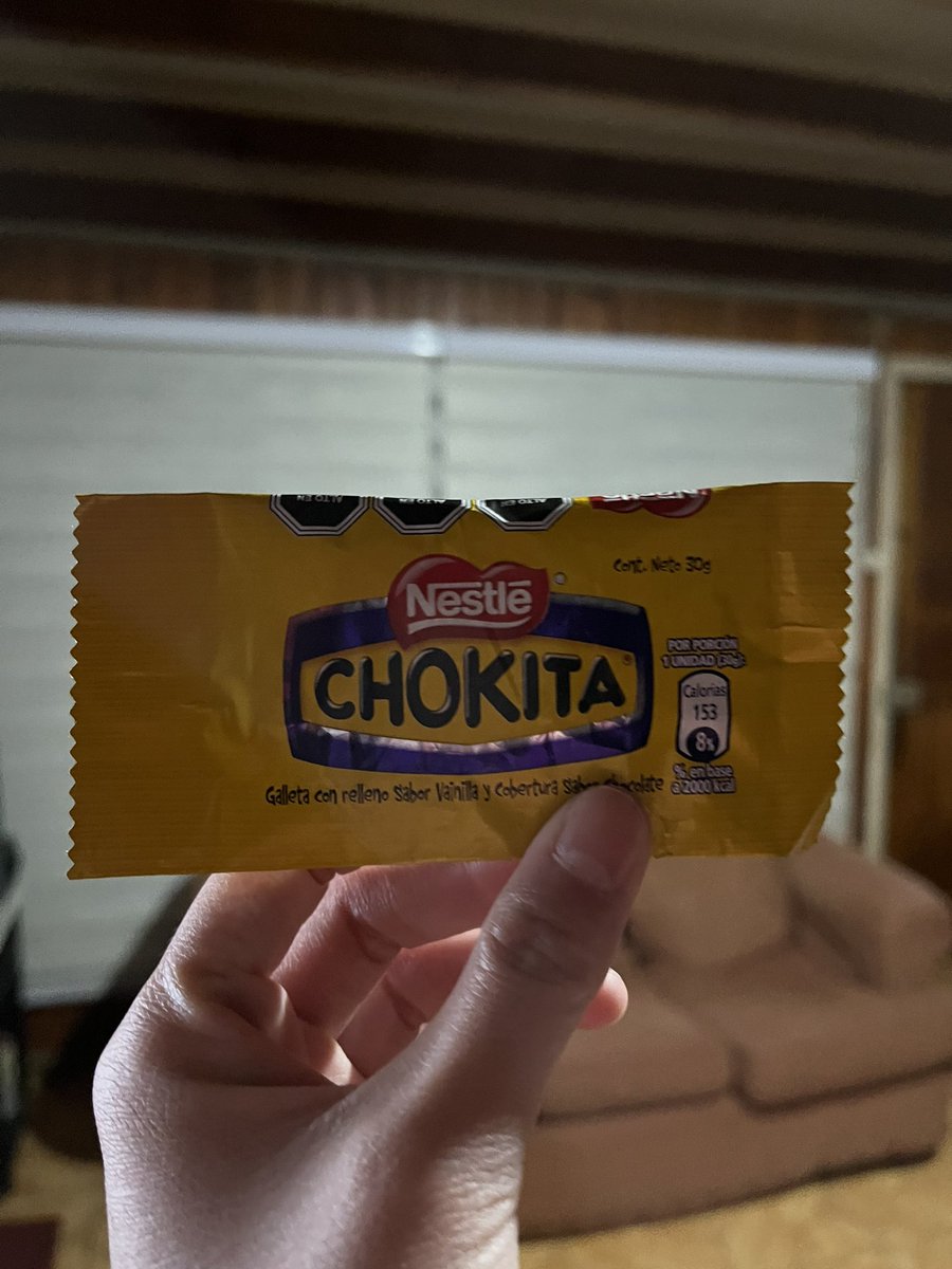 franhernandezf's tweet photo. Hola! Comore una bolsa de 20 chokitas y me salió un sobre vacío 😭😭😭 @NestleCL ayuda https://t.co/fgMp6AQJ1C