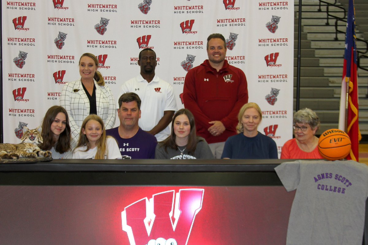 elliachance's tweet photo. So excited to officially become a Scottie! 
@AgnesScottBBall https://t.co/6bB0hKQNbd