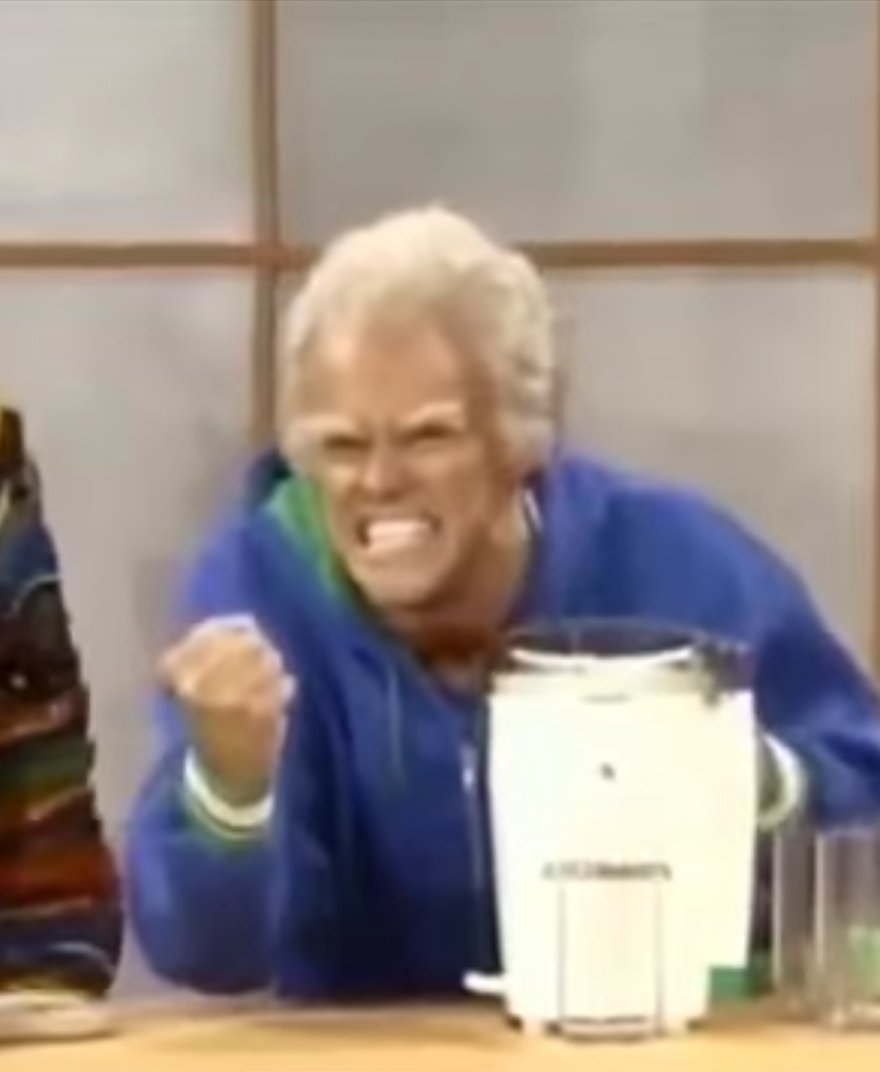 figures404's tweet photo. I didn't know Johnny Knoxville was on In Living Color... See for yourself!
https://t.co/A0SI2G2sk7 https://t.co/SAnHAAPcxs