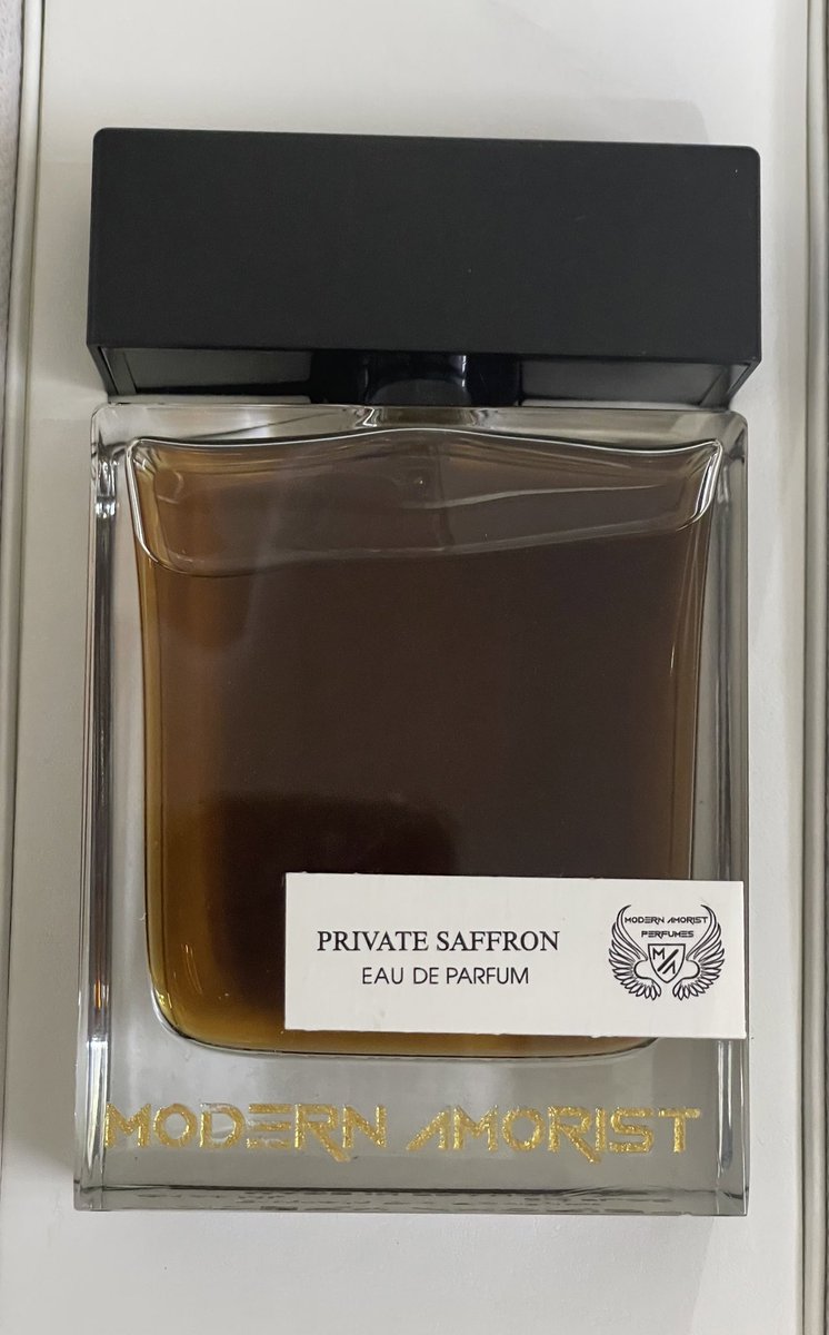 أبو سعد الراجحي (@musharri) on Twitter photo عطرنا الأول من عطور <a href="/candynichesa1/">candyniche | كاندي نيش</a> الحصرية هو الفرنسي الرسمي جداً مودرن أموريست عود وخشب الصندل وشوية عنبر وشوية توباكو والجميل أنه غير مزعج ولاصارخ بل لطيف جميل مهيب
العطر سيكون هدية من 3 هدايا لأحد الإخوة أو الأخوات الكرام
فقط
رتويت🔁
متابعة حساب كاندي نيش🤝
#رابطة_عشاق_العطور عطرنا الأول من عطور <a href="/candynichesa1/">candyniche | كاندي نيش</a> الحصرية هو الفرنسي الرسمي جداً مودرن أموريست عود وخشب الصندل وشوية عنبر وشوية توباكو والجميل أنه غير مزعج ولاصارخ بل لطيف جميل مهيب
العطر سيكون هدية من 3 هدايا لأحد الإخوة أو الأخوات الكرام
فقط
رتويت🔁
متابعة حساب كاندي نيش🤝
#رابطة_عشاق_العطور