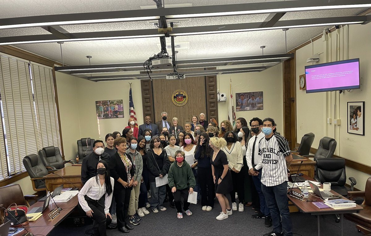 So proud of <a href="/PasadenaUnified/">Pasadena Unified School District</a> student think tank. They presented phenomenally at the Boars of Education tonight. <a href="/Hchanhill/">Helen Chan Hill</a> <a href="/bmcdonald6/">Brian McDonald</a>