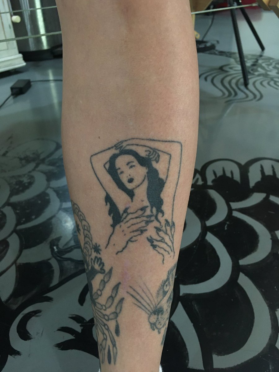 taticompton's tweet photo. Massive love and thanks to the 
Sigue Sigue Sputnik fam and to everyone who got tattooed :+:+:+:

Hope to be back soon! 🇲🇽🇲🇽🇲🇽 https://t.co/GPb4J7JJX3