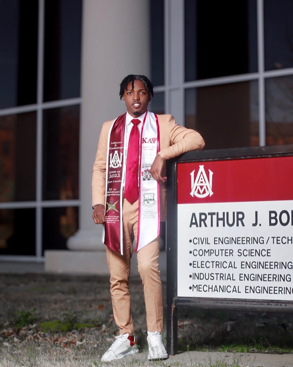 King__Lt's tweet photo. “If you’re afraid to fail, then you’re probably going to fail.” 

Everyone always say being a Engineer not easy, well they are right but it takes commit and dedication. Thankful for all the people who have helped with this journey.  4 in 4 out 

BS in ME
May 6, 2022 🎓
#HBCUGrad https://t.co/mOGYkc34HQ