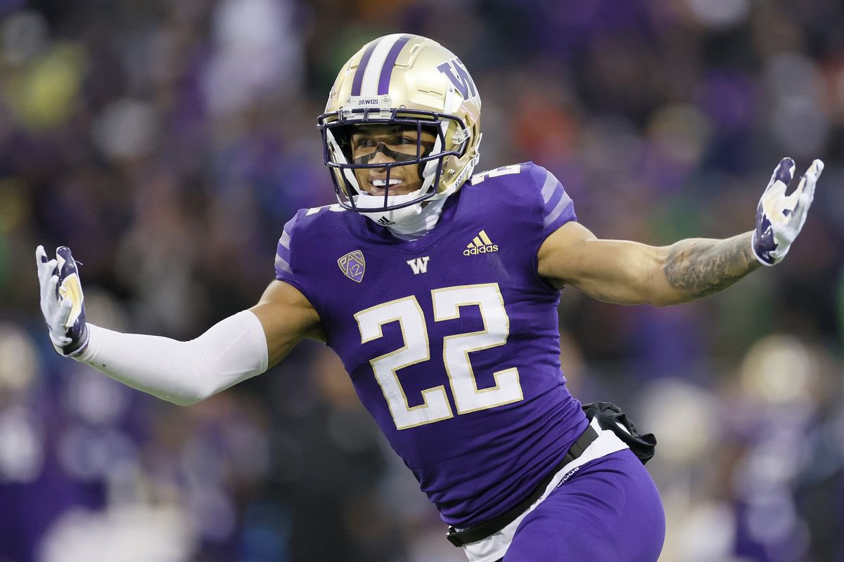 The__Bluebloods's tweet photo. Kansas City Chiefs select Trent McDuffie (Washington; CB) with the 21st overall pick of the 2022 #NFLDraft https://t.co/j6lYX7eewM