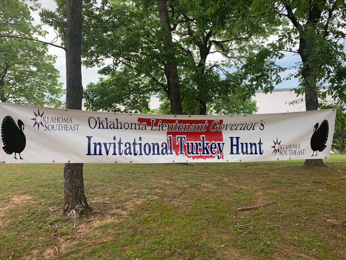 LtGovPinnell's tweet photo. We’re back with week two of my annual Turkey Hunt. Earlier this year, Hugo was awarded a grant from @OKcommerce, which is being used to develop industrial sites and upgrade infrastructure. There’s never been a better time to build a business in SE Oklahoma. #TurkeyHuntOK https://t.co/FnA36NdwCA