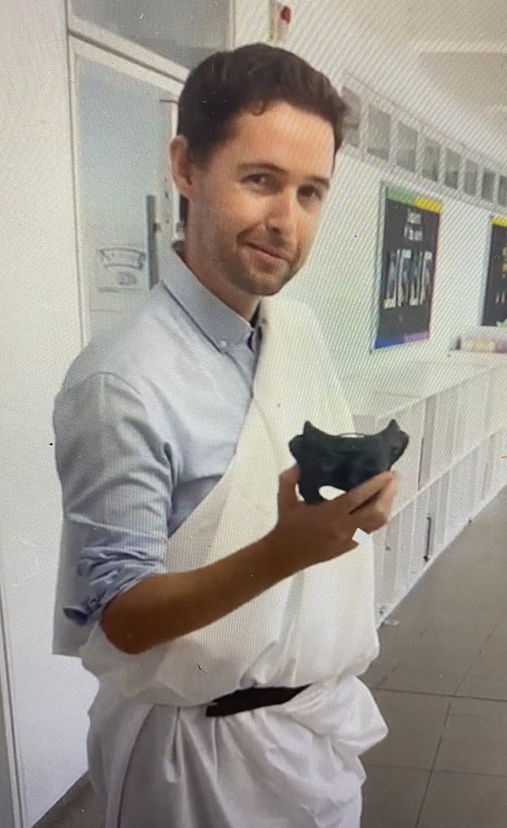 HarrowHKLS's tweet photo. Year 4 teachers have had fun role playing different people from Ancient Greece so that the children could learn about the Athenian way of life. #historyrules @HarrowHKLS @LSHeadHarrowHK @HeadHarrowHK https://t.co/ibU3rtYLg1