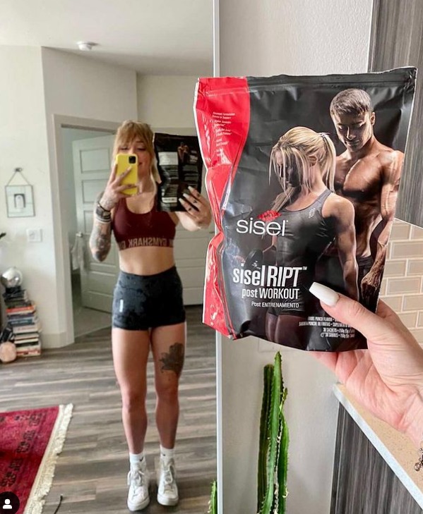 KevinFr14260515's tweet photo. #Gymowner/#Personaltrainer/#Nutritionist/#LifeCoach/#Sisel Distributor @DKNYKnight You might take her other #supplements, just don't even TRY to take her #SiselRipt!
https://t.co/M22wkxJJIO
#bodybuilding #weightlifting #muscle
#sizzlenow #newsisel https://t.co/blrFLrAdSa
