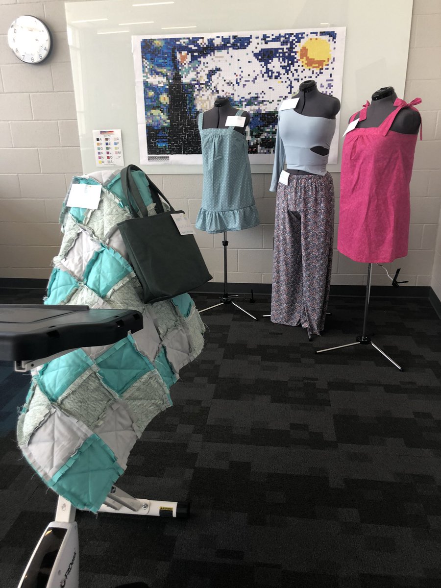 lrothmier's tweet photo. Today was the annual art fair held in the library. It truly transformed the space into a museum of incredible artwork! #gvlibraries https://t.co/bvUtPuA7GC