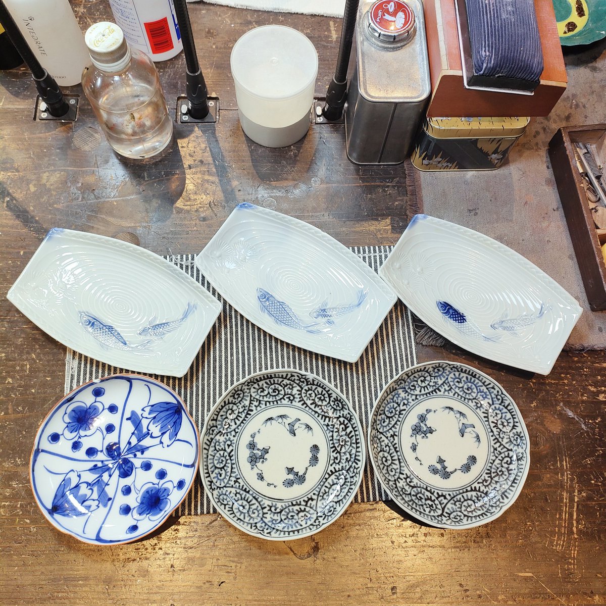 Karin_kintugi's tweet photo. 金継ぎオーダー
アクセサリー以外にも器のオーダー金継ぎもしてます♪
パテ作業が大好きで今からワクワク♪
#香凛 #金継ぎ #オーダー #手仕事 #伝統工芸 #ハンドメイド 
#kintugi #京都 #侘び寂び https://t.co/Yyhcfca7mx