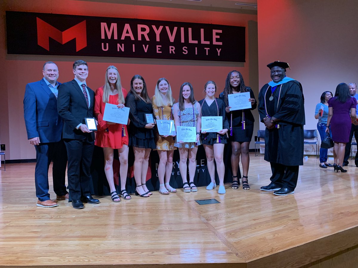 MURSBM's tweet photo. Congratulations to Donnie Fox and Maggie Koszala 2022 Rawlings Sport Biz Student management excellence award winners. Also congratulations to all of the 2022 Delta MU Delta inductees! @MaryvilleU https://t.co/xfKIA9fTGW