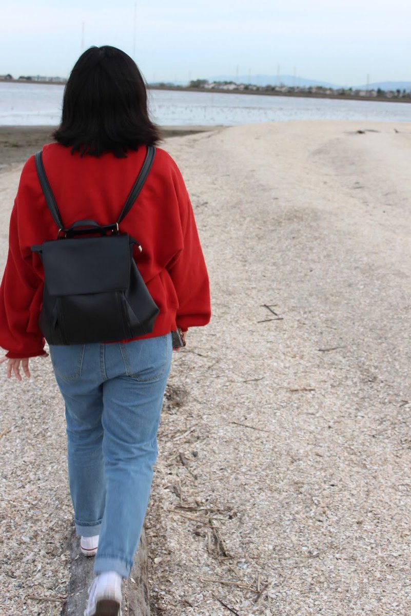 aiywrites's tweet photo. did i miss it? 😓
hi #writersoftwitter ~ i'm ai! i'm an asian american in my mid 20's writing:

🌈 queer stories/romance
✨ contemp. fantasy/magic
🌏 bipoc characters

i like:

🎶 kpop
⌨️ mechanical keyboards
🫖 tea
🐚 marine life

よろしくお願いします 🙇🏻‍♀️ https://t.co/GNaJDp0VTm